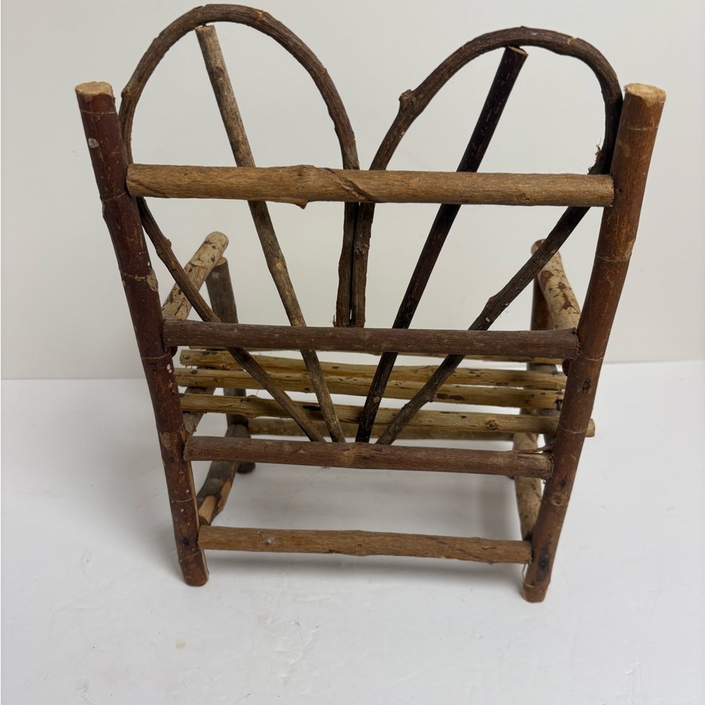 Rustic Heart-Back Wooden Plant Holder Chair - Picture 4 of 9